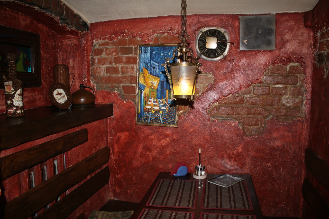 фото интерьера Кафе 12 Стульев на 2 зала мест Краснодара
