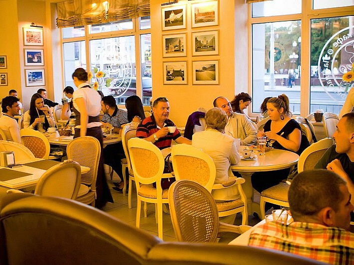 снимок интерьера Кафе Ла Плас на 2 зал мест Краснодара